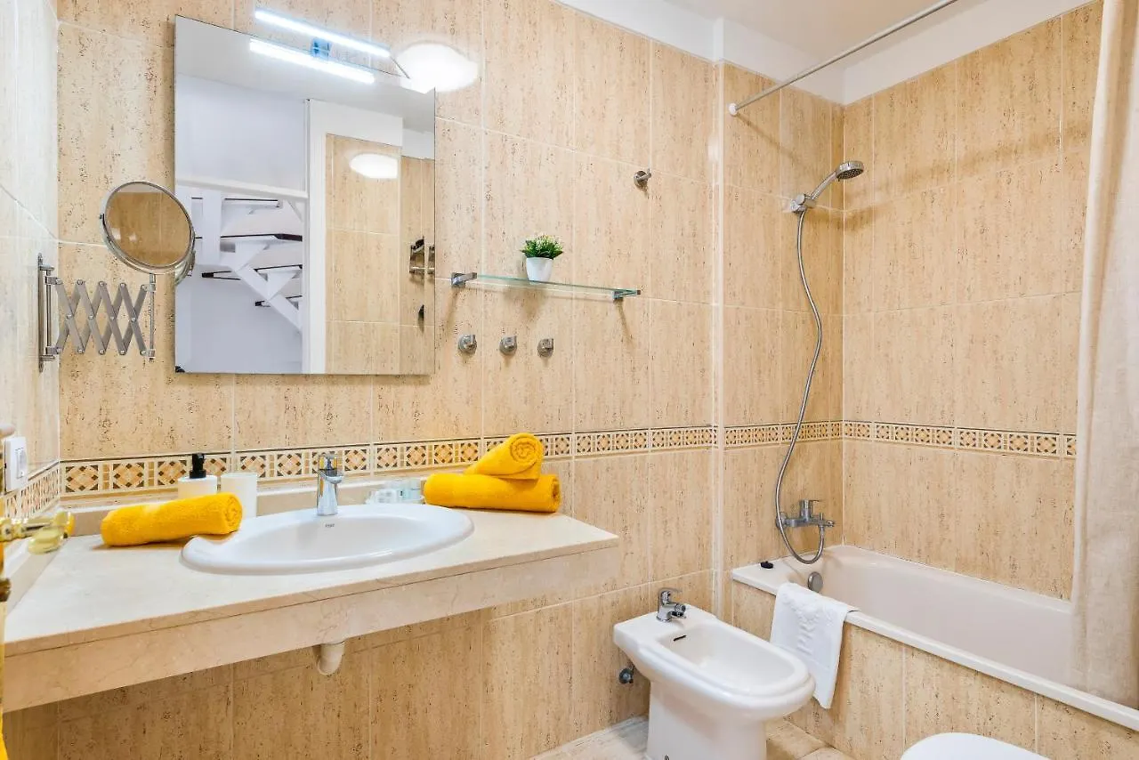 1314 Fabulous 2 Bedroom Accommodation Roof Terrace Callao Salvaje 0*,