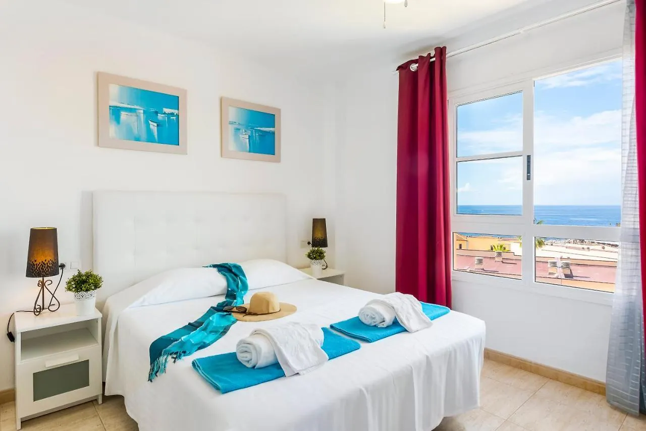 Apartment 1314 Fabulous 2 Bedroom Accommodation Roof Terrace Callao Salvaje Spain