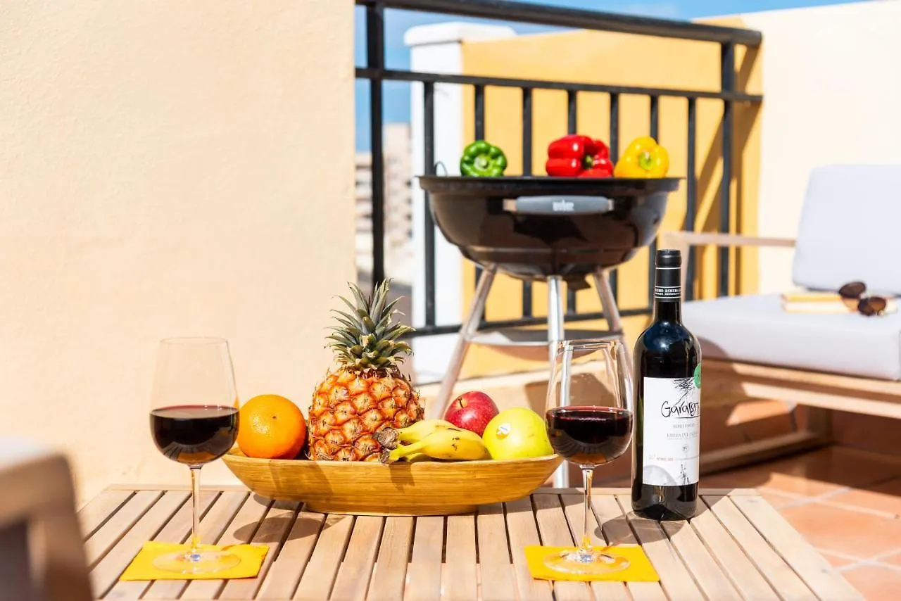 アパート 1314 Fabulous 2 Bedroom Accommodation Roof Terrace カジャオ・サルバヘ